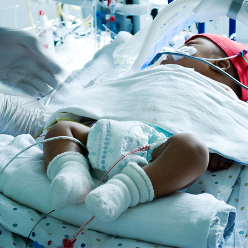 SickKids Innovators supported the NICU’s renovation with a new four-bed room. 